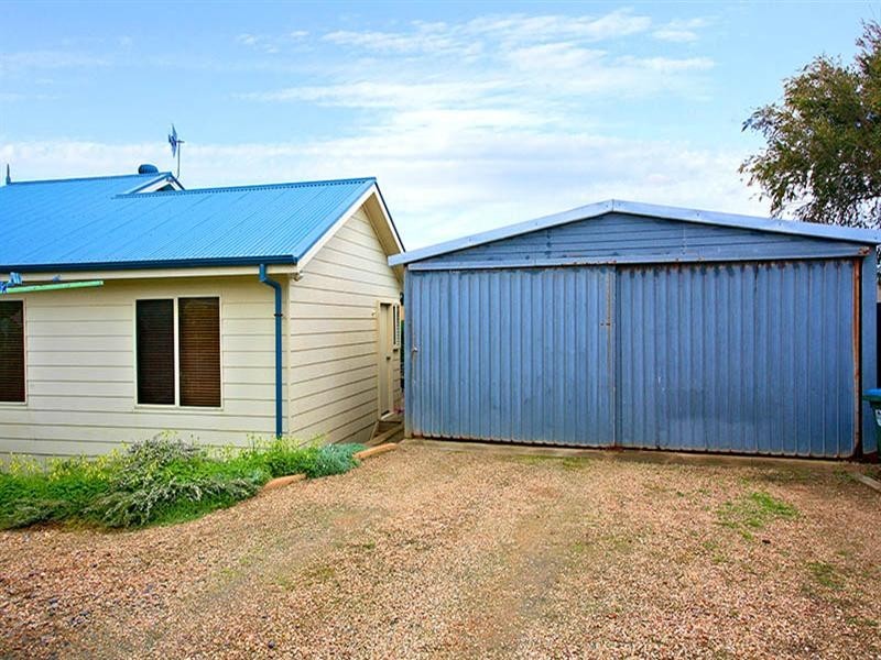 2 Kemp Street, Goolwa Beach SA 5214