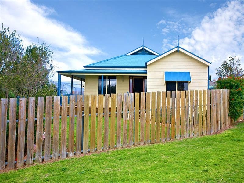 2 Kemp Street, Goolwa Beach SA 5214