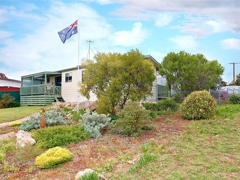 10 Gordon Street, Goolwa Beach SA 5214