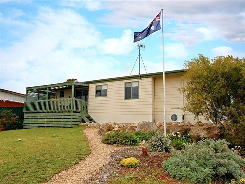 10 Gordon Street, Goolwa Beach SA 5214