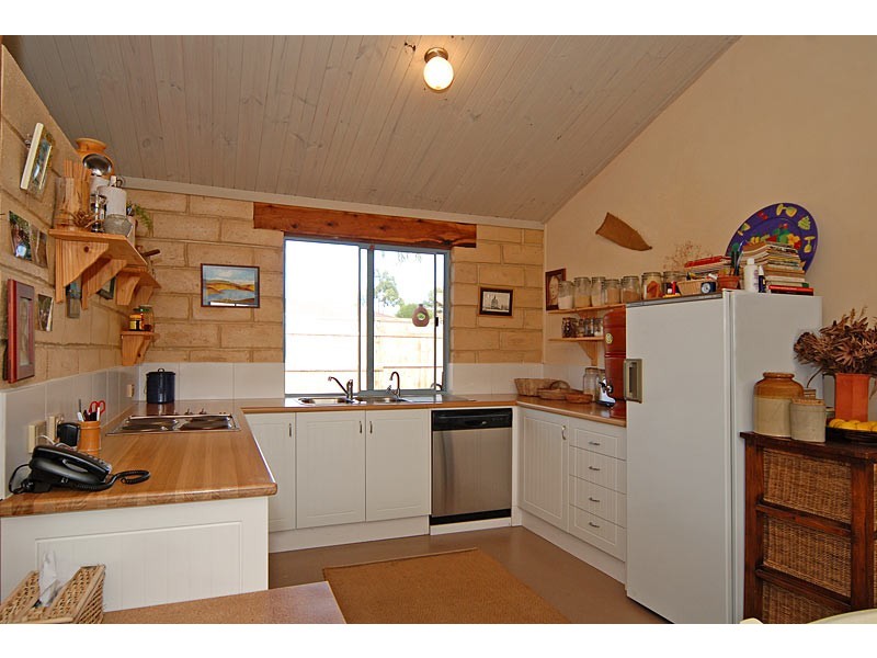 24 Daniel Avenue, Goolwa North SA 5214