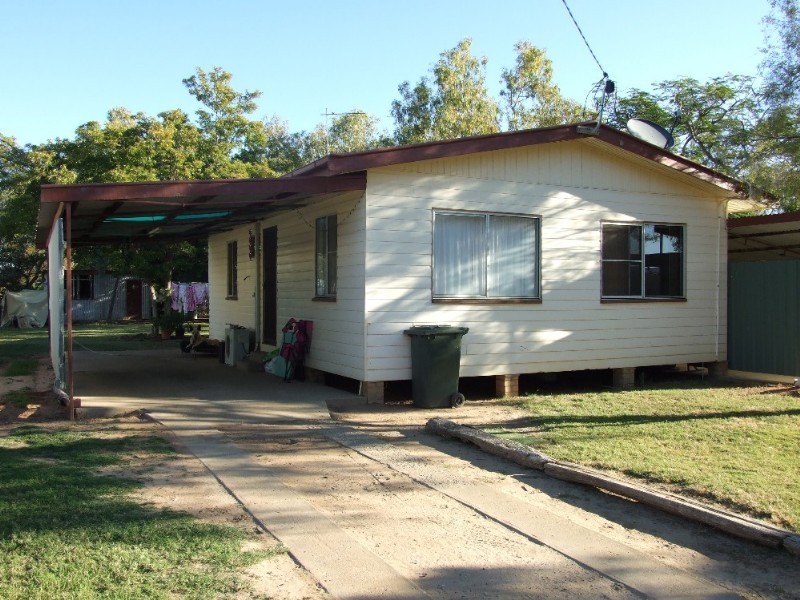 138 Thistle Street, Blackall QLD 4472