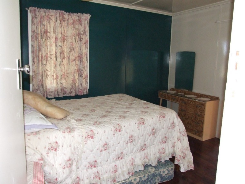 161 Shamrock Street, Blackall QLD 4472