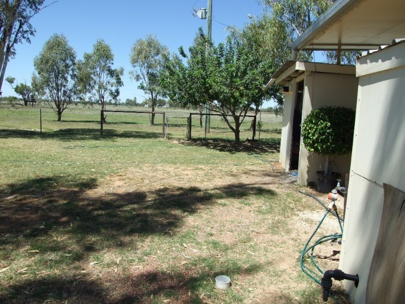 171 Ravensbourne Road, Blackall QLD 4472