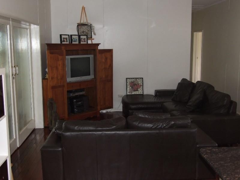 44 Thistle Street, Blackall QLD 4472