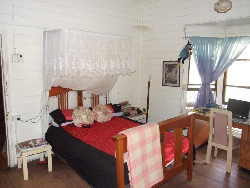69 Thistle Street, Blackall QLD 4472