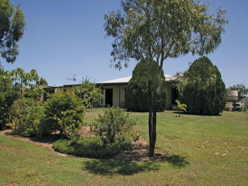 181 Hillview Road, Springsure QLD 4722