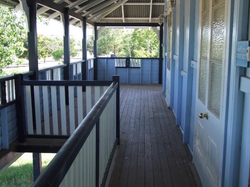 48 Thistle Street, Blackall QLD 4472