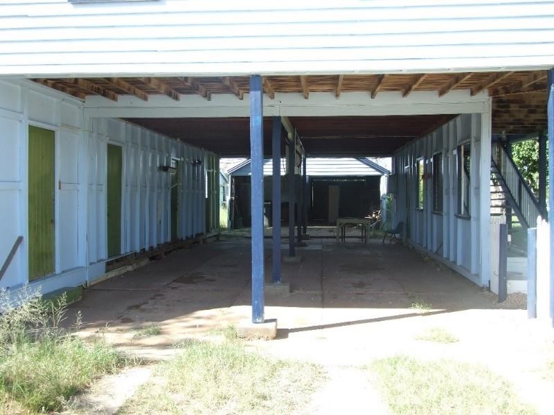 48 Thistle Street, Blackall QLD 4472
