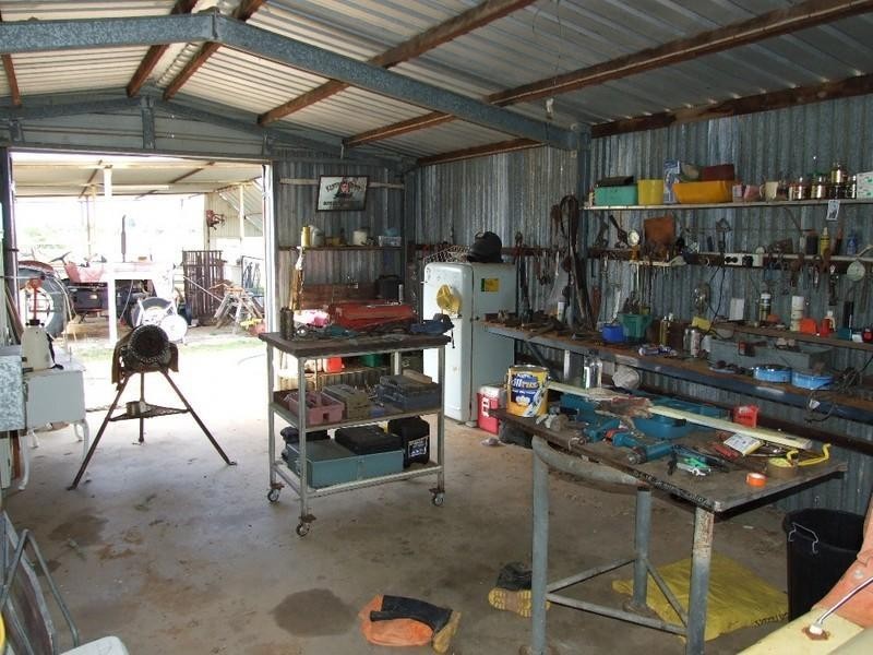 93 Aerodrome Road, Blackall QLD 4472