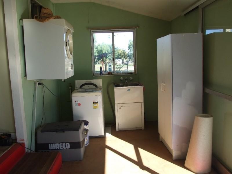 43 Albert Street, Tambo QLD 4478