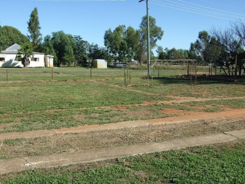 43 Albert Street, Tambo QLD 4478