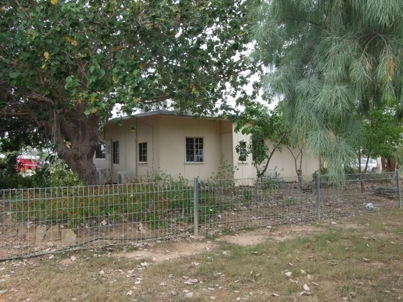 171 Ravensbourne Road, Blackall QLD 4472