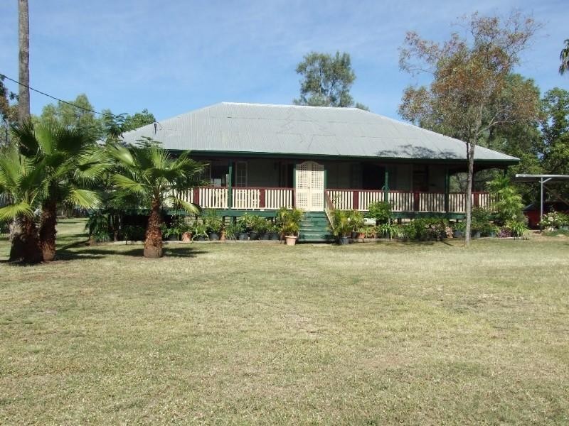 54 Shamrock Street, Blackall QLD 4472