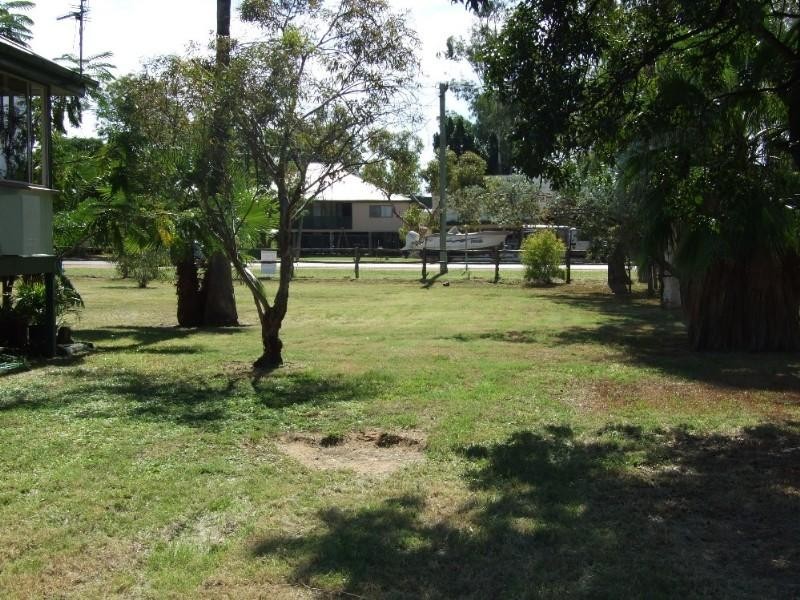 54 Shamrock Street, Blackall QLD 4472
