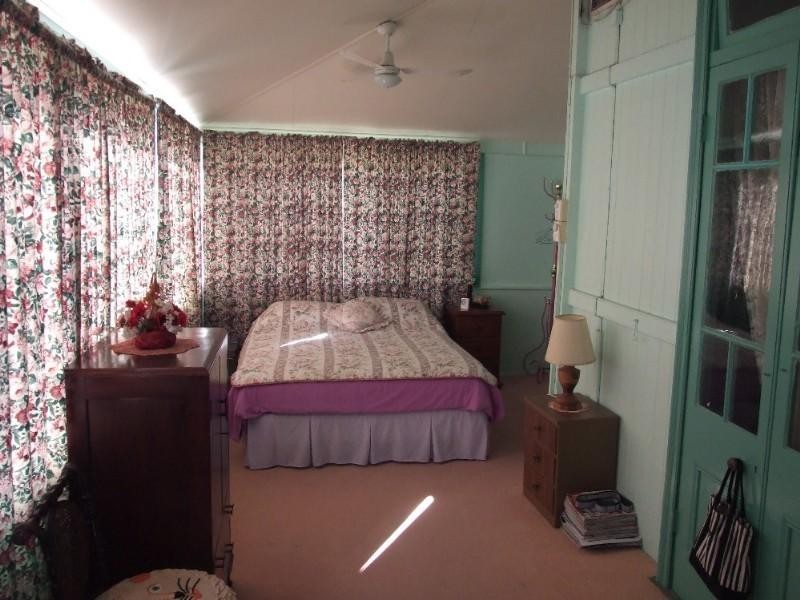 37 Shamrock Street, Blackall QLD 4472