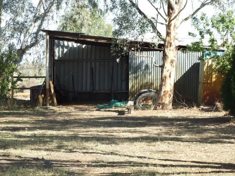 44 Edward Street, Tambo QLD 4478