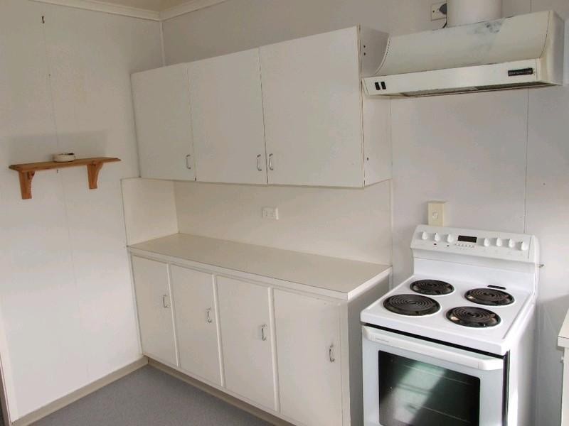 75 Thistle Street, Blackall QLD 4472