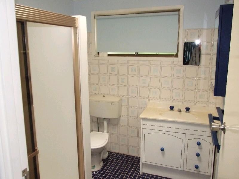 90 Thistle Street, Blackall QLD 4472