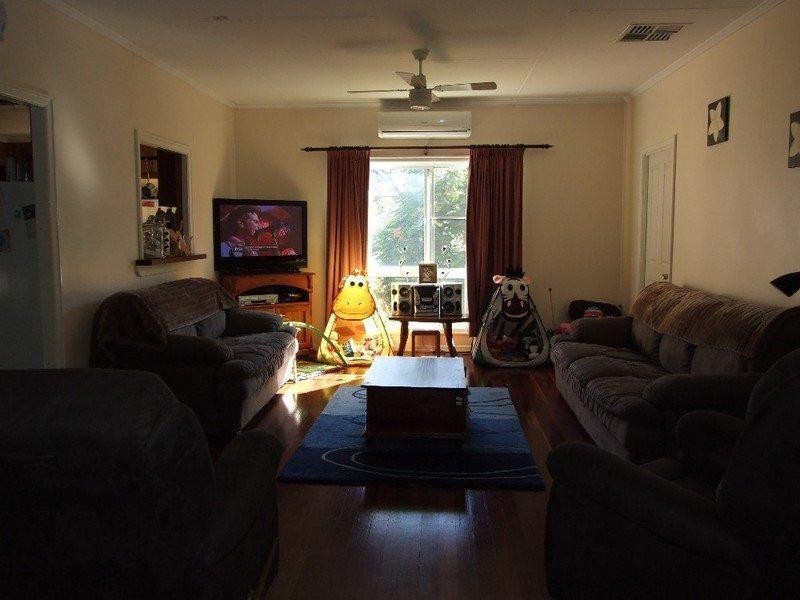 143 Thistle Street, Blackall QLD 4472