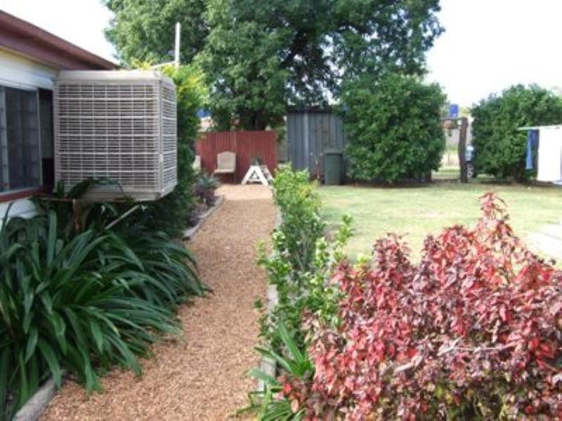 207 Oak Street, Barcaldine QLD 4725