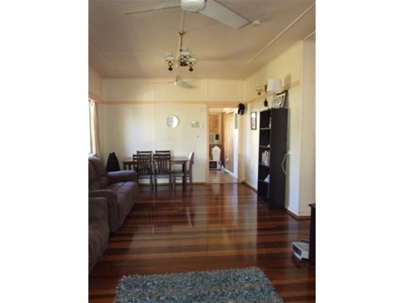 24 Daisy, Blackall QLD 4472