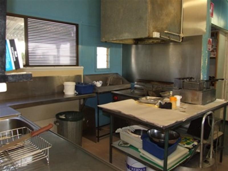 74-76 Shamrock Street, Blackall QLD 4472