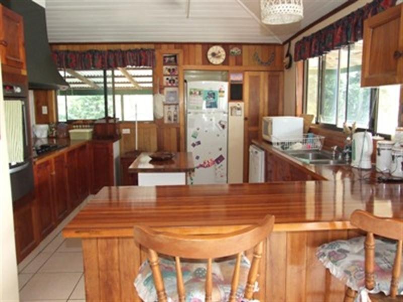 35 Shamrock Street, Blackall QLD 4472