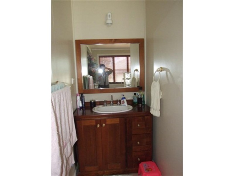 35 Shamrock Street, Blackall QLD 4472