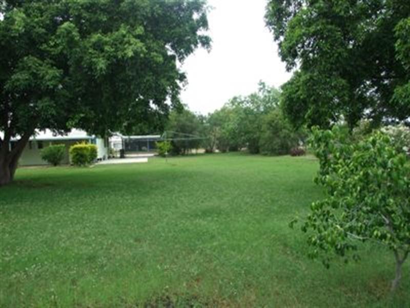 38 FIR Street, Barcaldine QLD 4725