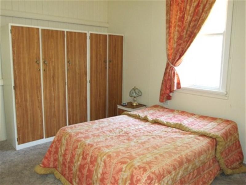 14 Violet, Blackall QLD 4472