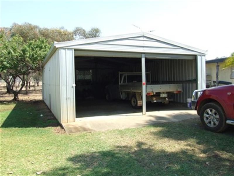 14 Violet, Blackall QLD 4472