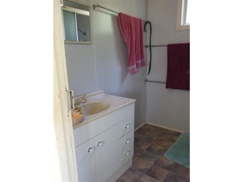 14 Violet, Blackall QLD 4472