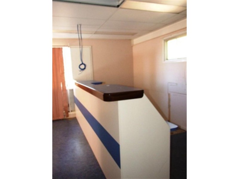 6 Violet Street, Blackall QLD 4472