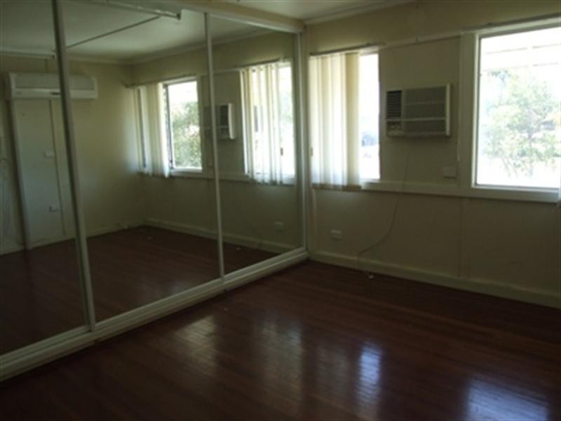 6 Violet Street, Blackall QLD 4472