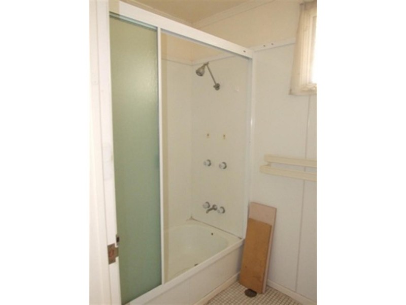 6 Violet Street, Blackall QLD 4472