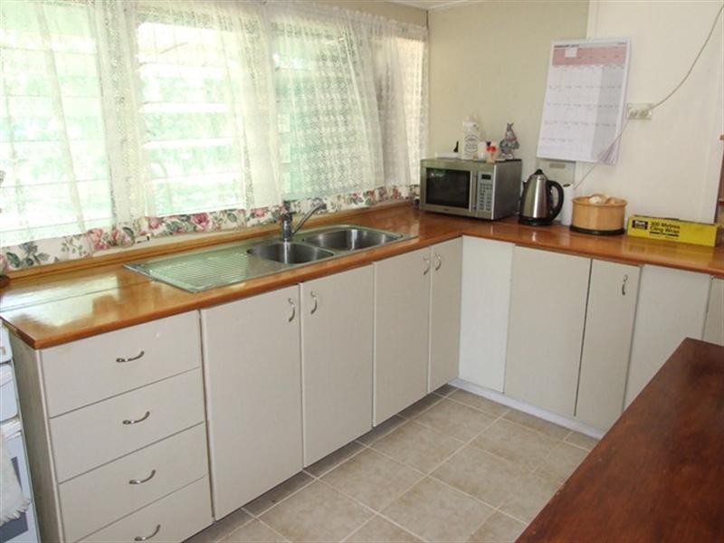 11 St Mary, Isisford QLD 4731