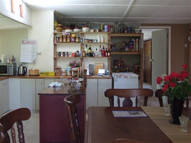 11 St Mary, Isisford QLD 4731