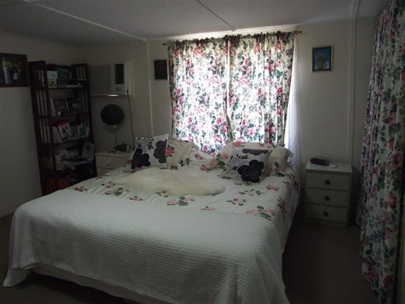 11 St Mary, Isisford QLD 4731