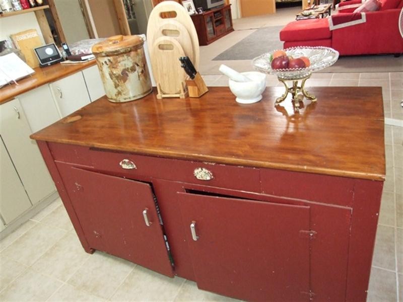 11 St Mary, Isisford QLD 4731