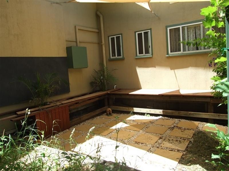 84 Shamrock Street, Blackall QLD 4472