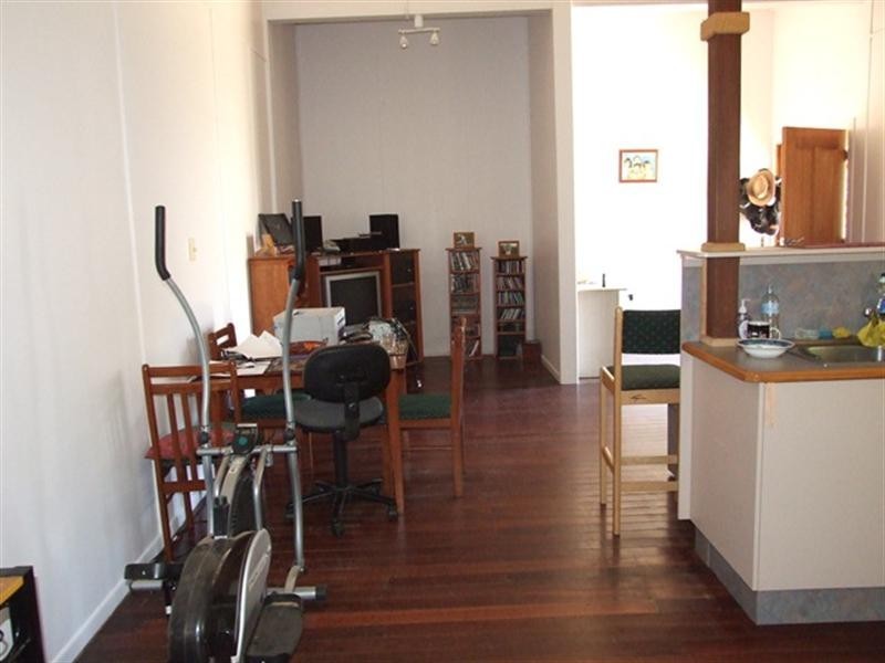 84 Shamrock Street, Blackall QLD 4472