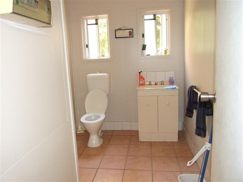 84 Shamrock Street, Blackall QLD 4472