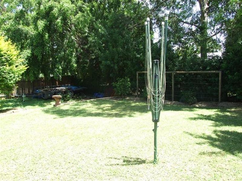 84 Shamrock Street, Blackall QLD 4472