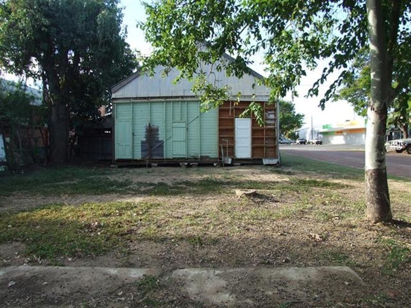 92 Shamrock Street, Blackall QLD 4472