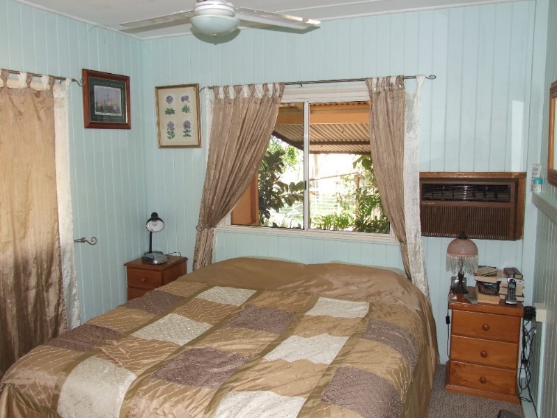 143 Thistle Street, Blackall QLD 4472