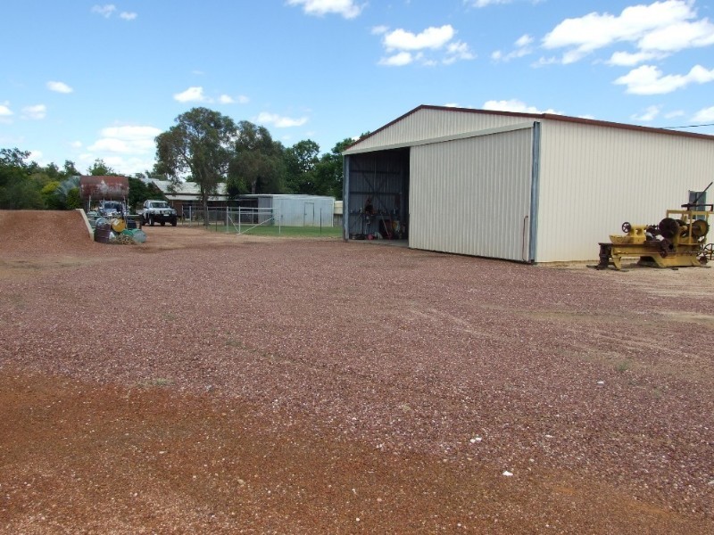 143 Thistle Street, Blackall QLD 4472