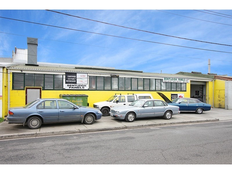 4 Griffith Avenue, Bentleigh East VIC 3165