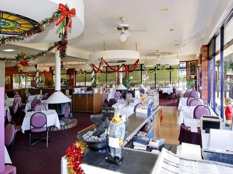 1066 Centre Road, Oakleigh VIC 3166