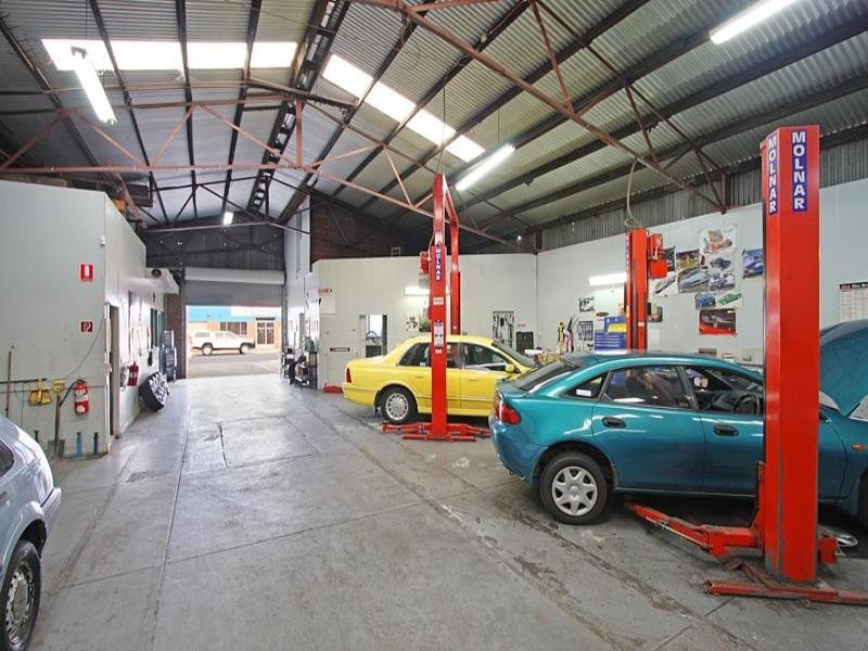 5 James Street, Clayton South VIC 3169